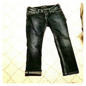 Trade! For @reinventtime Silver capris from buckle