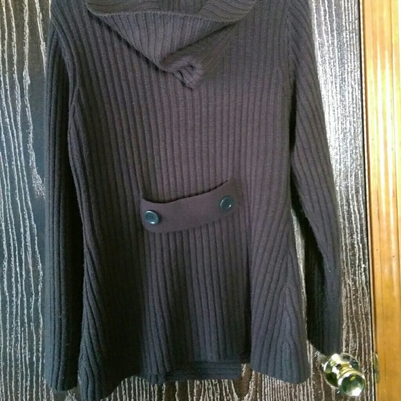Sweater - Picture 2 of 2