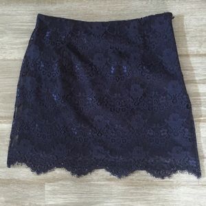 💥SOLD💥 Forever 21 High Waisted Lace Skirt Size S