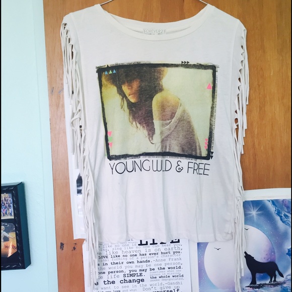 FOREVER 21 TEE