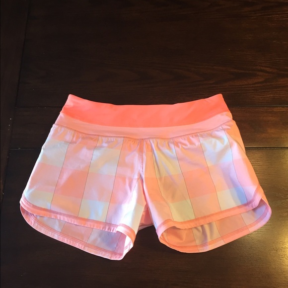 FINAL PRICE⚡️Lulu Bleached Coral Ginghm Groovy Run