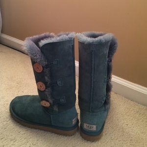 Ugg Australia Bailey Button Triplet boots