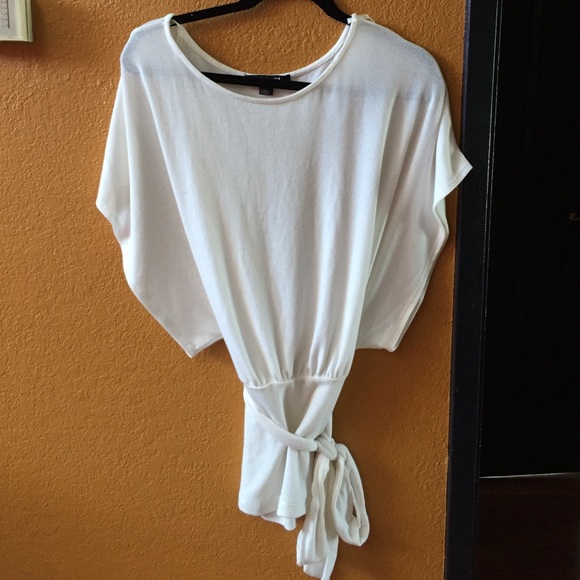 Forever 21 Off white oversized batwing tunic top