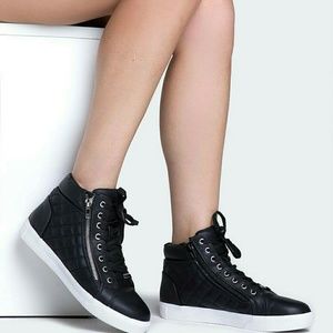 Steve Madden Decaf Sneakers