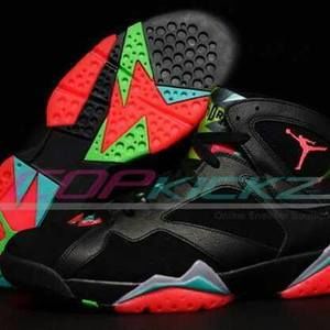 Meet your Posher, Derek