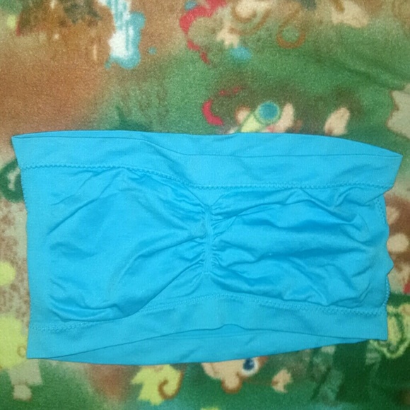 Sports bra bundle - Picture 3 of 4