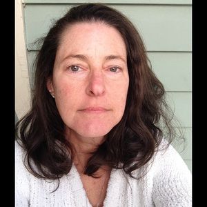 Meet your Posher, Emmie