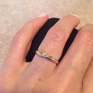 585 Yellow Gold Ring