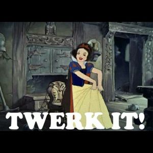 Meet your Posher, Jaye