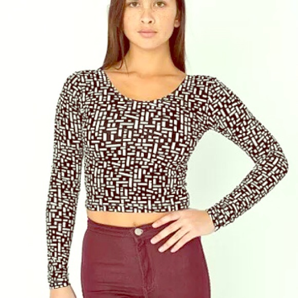 American apparel black and white long sleeve crop