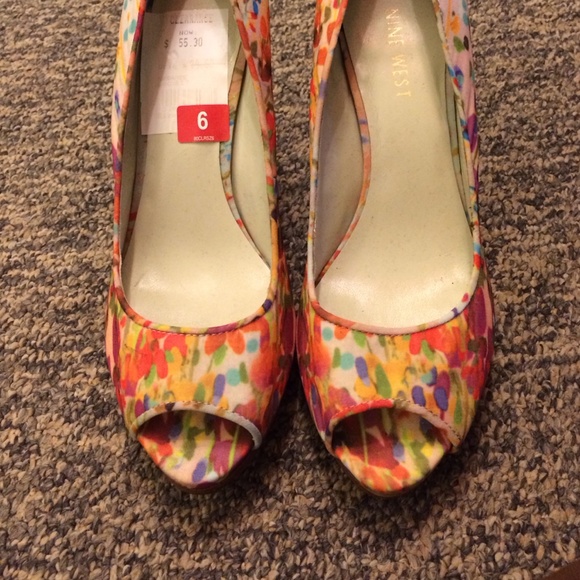 Multi-colored Heels - Picture 2 of 2