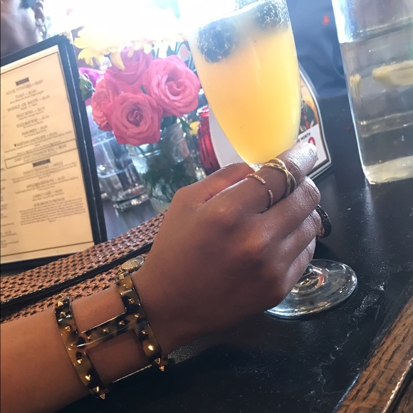 Meet your Posher, Julia - Picture 4 of 4