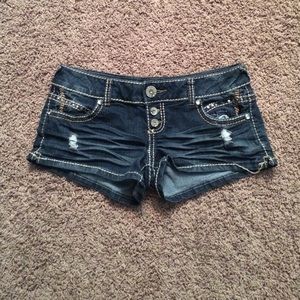 Almost famous shorts💕