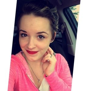 Meet your Posher, Brandy