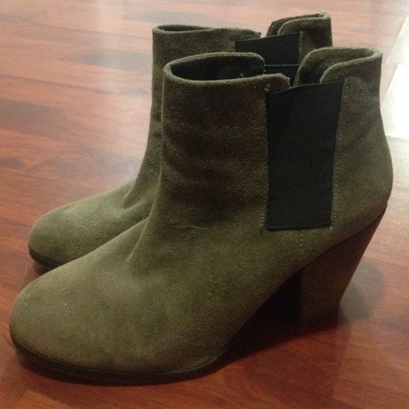 Vince Camuto Suede Chelsea Boots