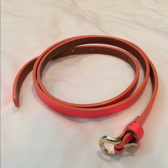Old navy belt