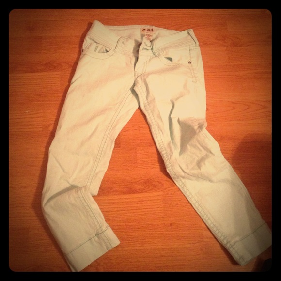 Light blue capris