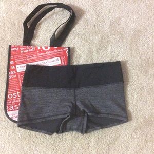 Lululemon Boogie Shorts (Bag included!)