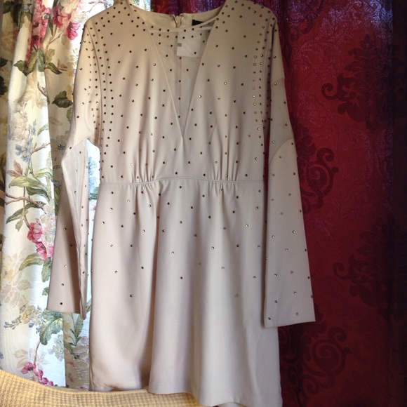 BCBGMAXAZRIA Cream Dress!