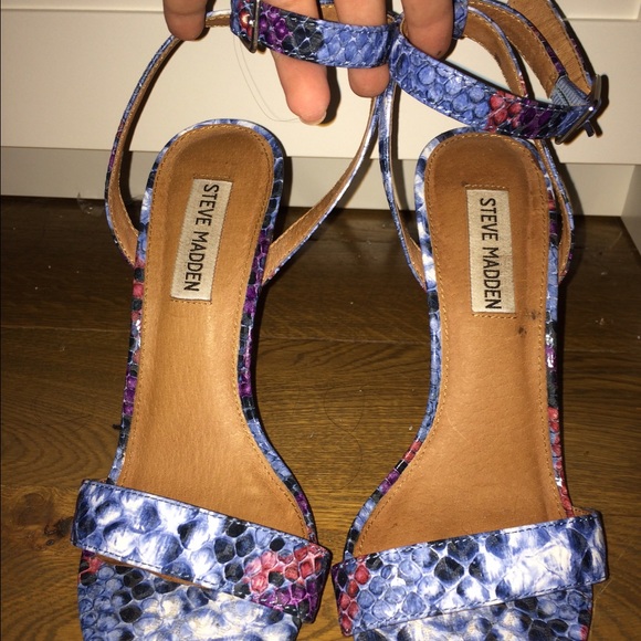 Steve Madden Snake Print Multi Heel - Picture 2 of 4