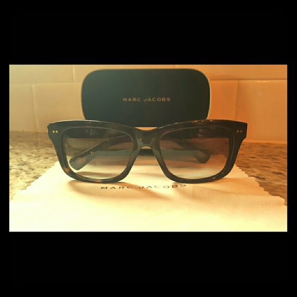 Marc Jacobs 317 Tortoise sunglasses - unisex