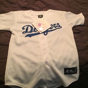 Dodgers button up top