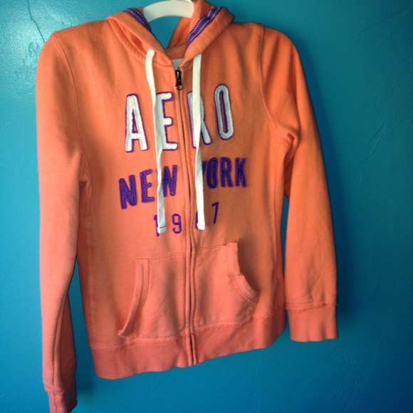 Aeropostale zip up hoodie
