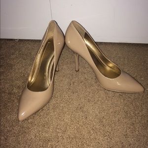 BCBG nude heels