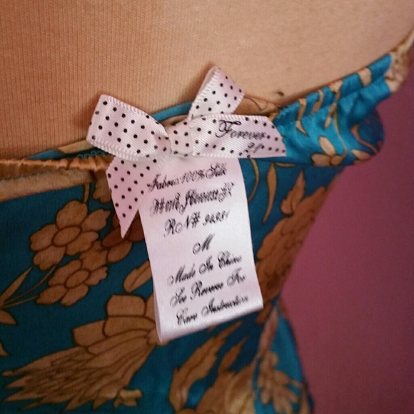 Forever 21 - Picture 4 of 4