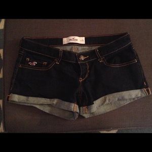 Hollister denim shorts size 3