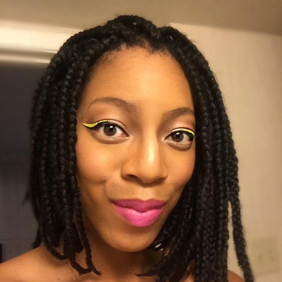 MEET YOUR SELLER: Chisara - Picture 3 of 3