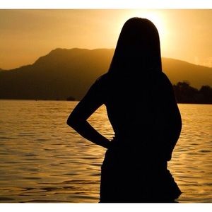 Meet your Posher, Nelly