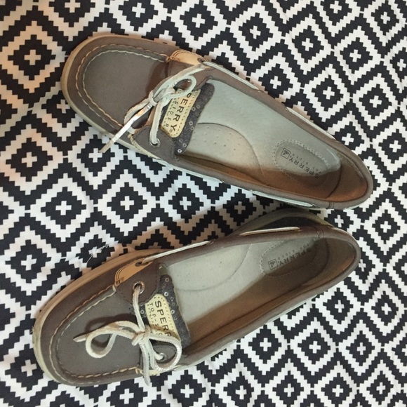 AUTHENTIC SPERRY TOP-SIDERS