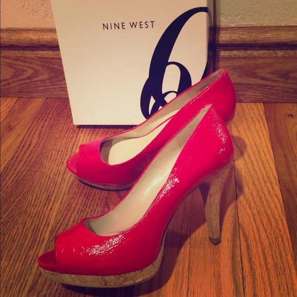 Peep toe shoes -- Nine West