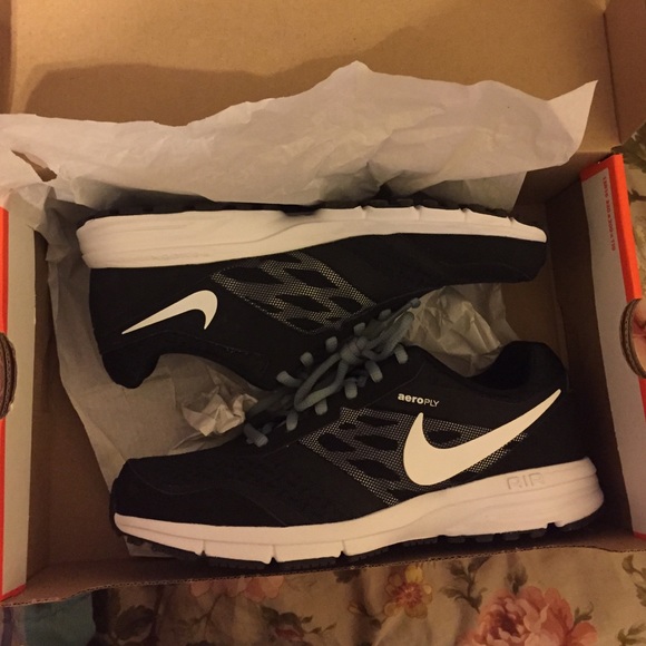 Black NIKE shoes