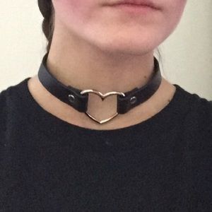 Faux leather black heart choker