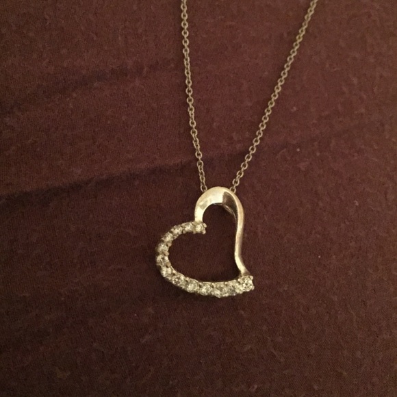 beautiful heart necklace