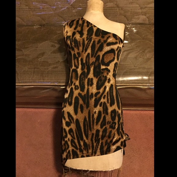 VERY GORGEOUS AND SEXY HI LOW LEOPARD DRESS !