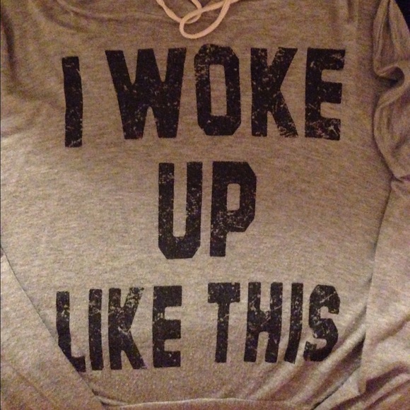 Size medium  long sleeve hi low T-shirt material