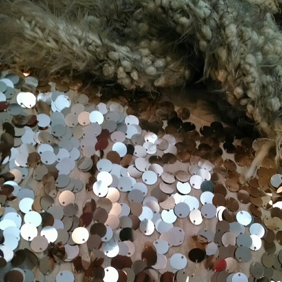 Very blingy shirt for layering - Picture 3 of 3