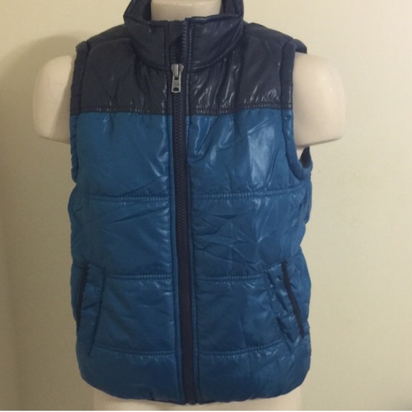 Puffy vest!!