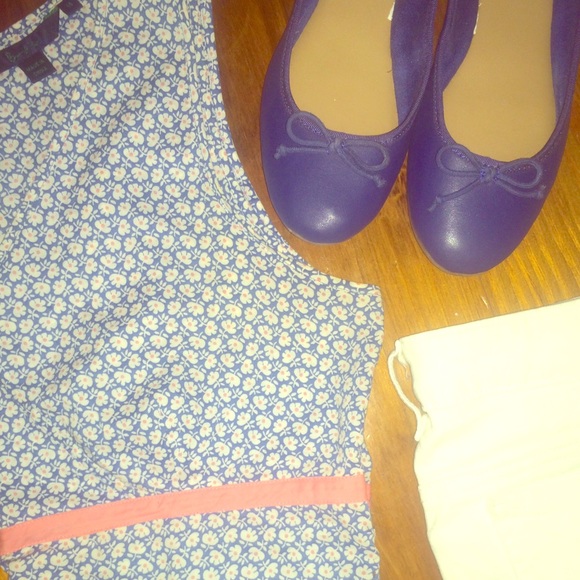 Boden Women's Blue & White Floral Top🌸