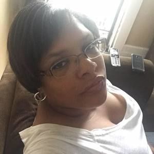 Meet your Posher, Tia