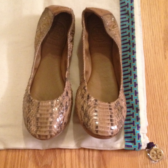 NWOB Tory Burch Eddie Watersnake Ballet Flat, Sand