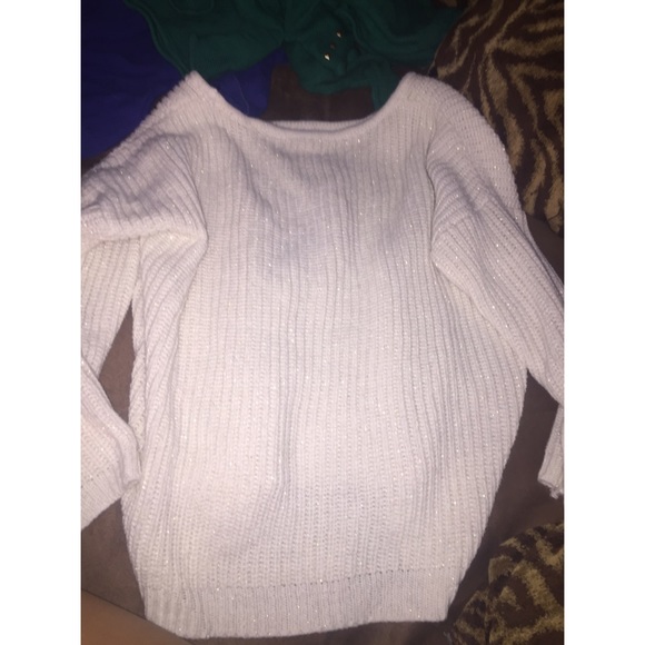 BUNDLE Super Cute White And Gold Sweater