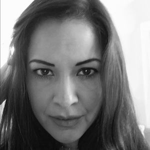 Meet your Posher, Anel