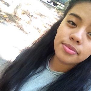 Meet your Posher, Jade