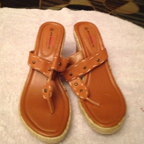 😍Reduced😍-Orange sandels