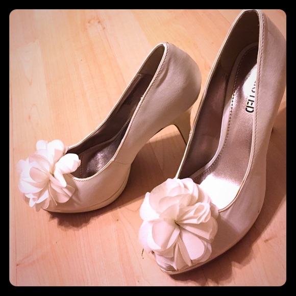 Flower high heels