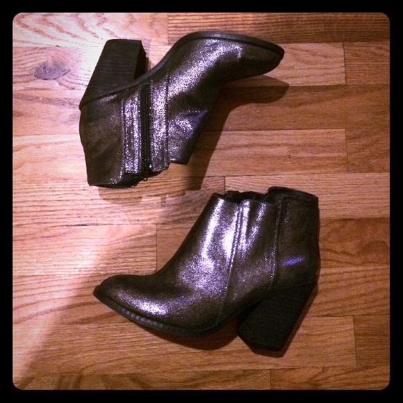 Kelsi Dagger Metallic Ankle Boots